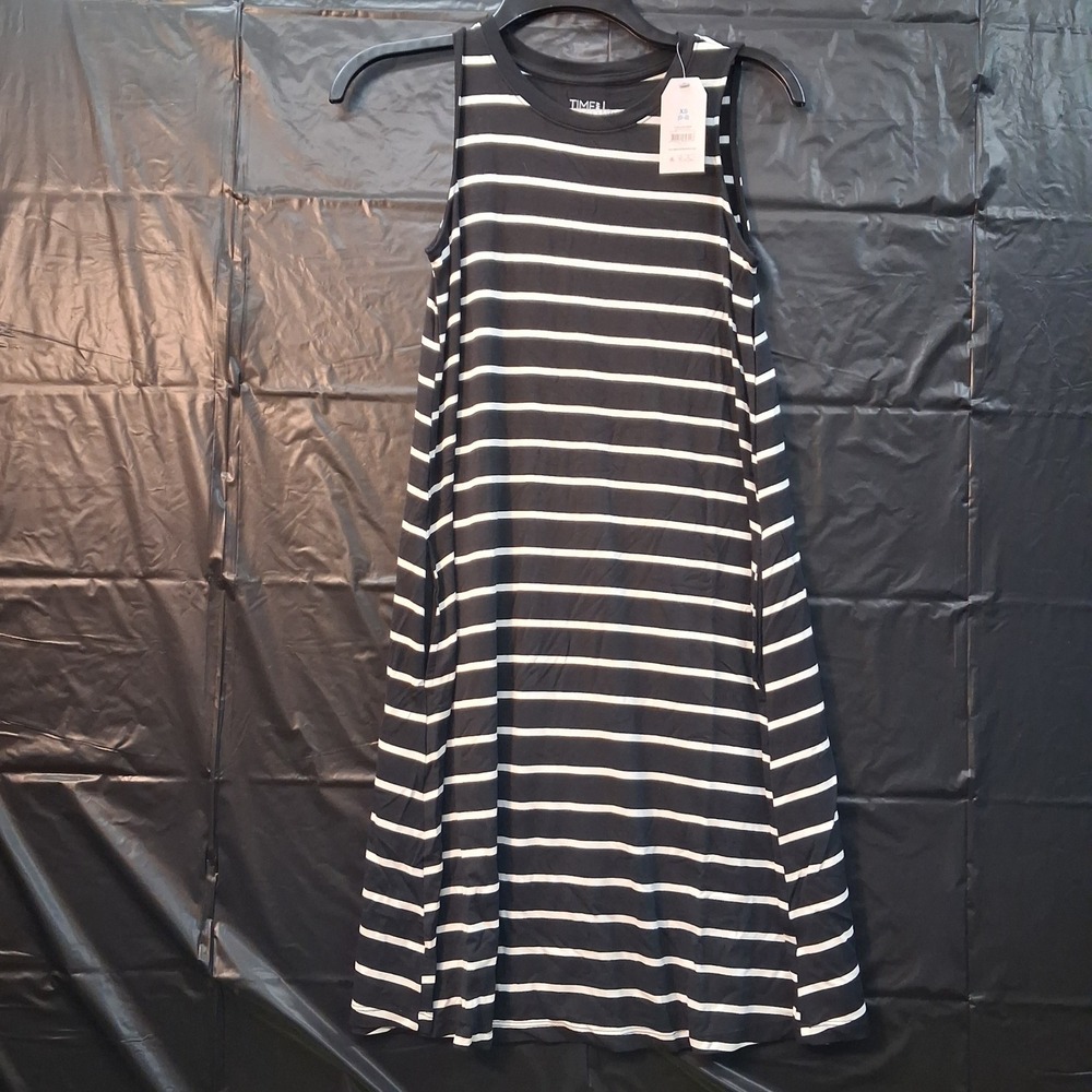 Time and Tru Knit Dress Womens XS SLVLS Knit Dress Black Soot Stripe NEW